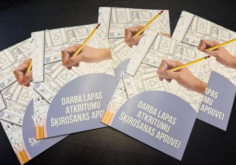 Darba lapas